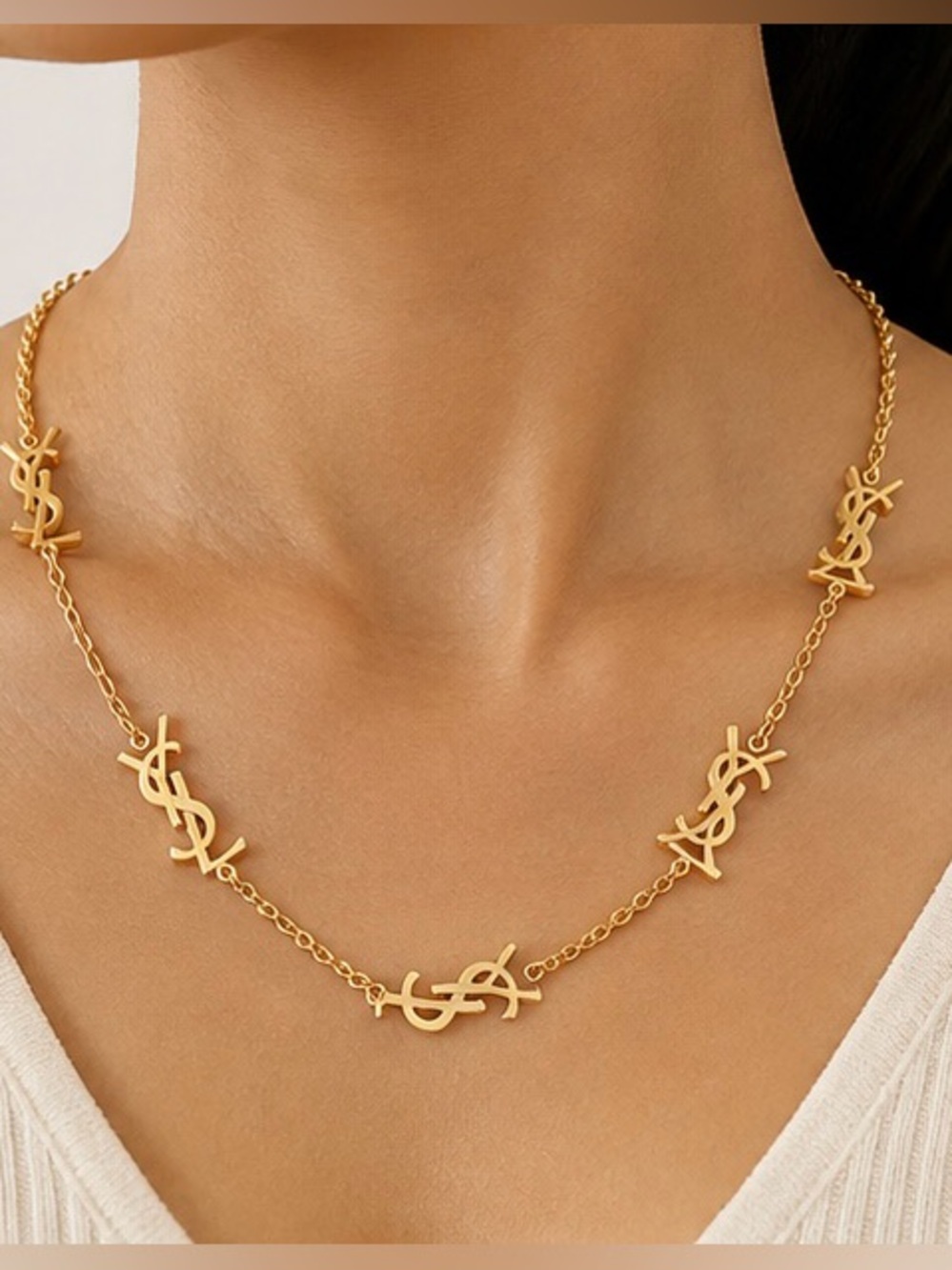 Vintage-Inspired Gold Logo Link Necklace - Picture 4 of 4